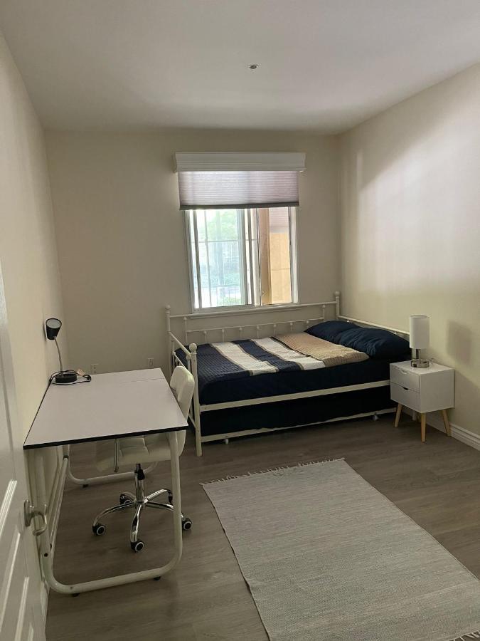 Resort Like Stay At A Cozy Relaxing Private Room Near Uci Ирвайн Экстерьер фото